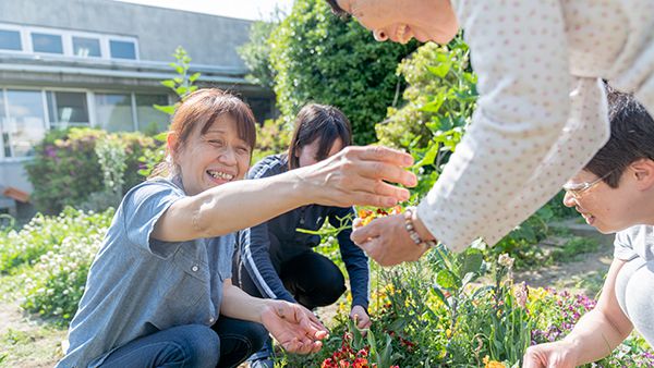 知的障害者支援の社会福祉法人聖徳会 | サービス | 生活介護